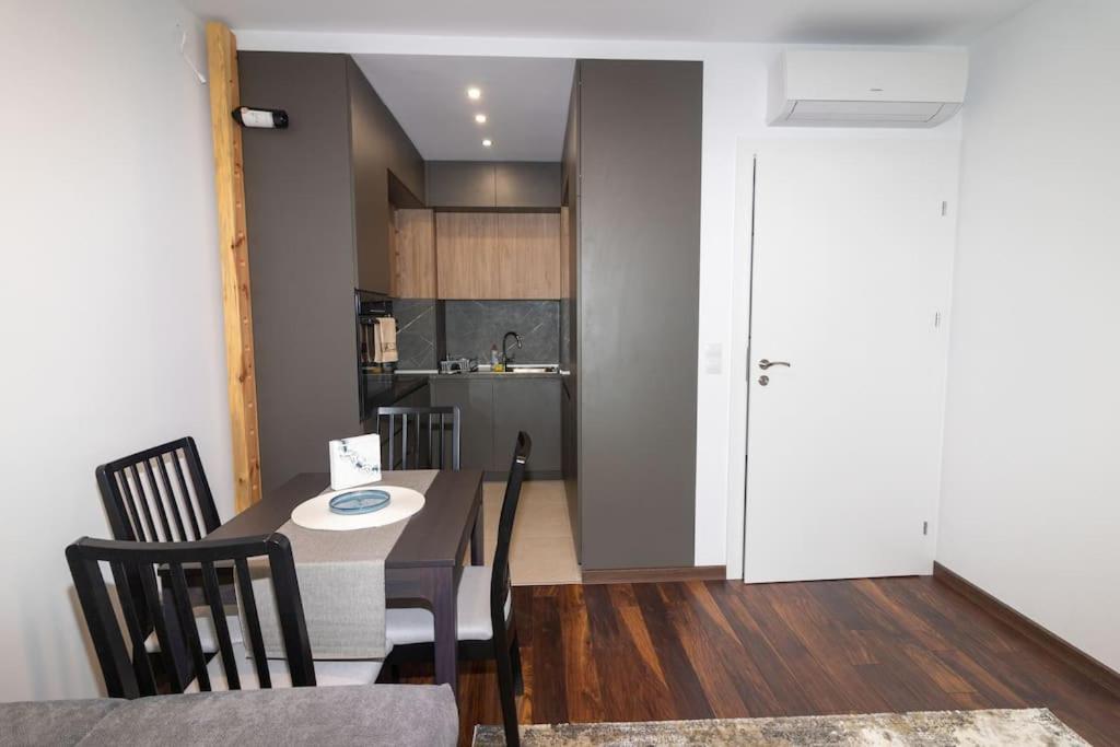 Apartament Georgi's 1 Bedroom Quiet With Garage *